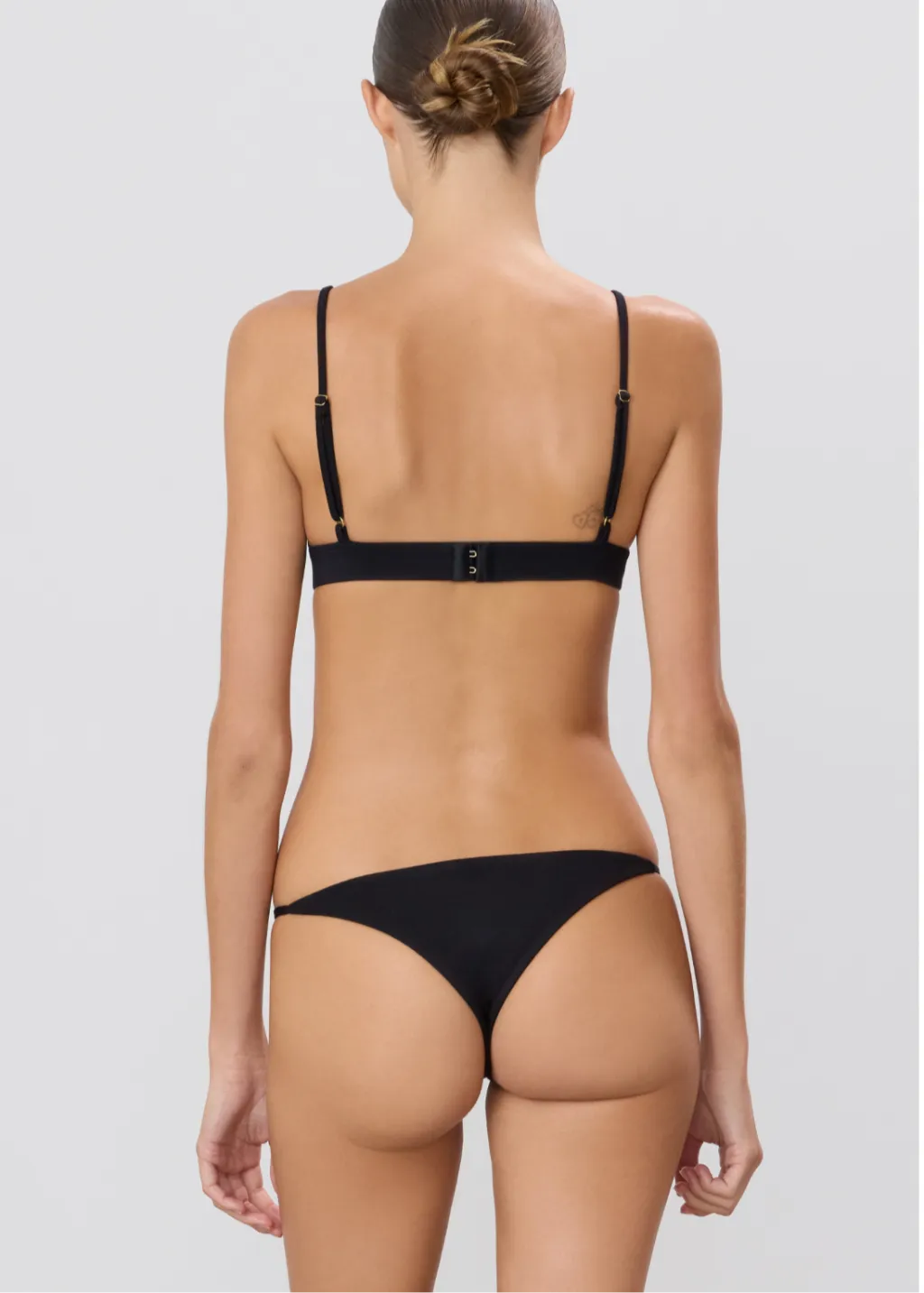 Éterne 90's Brief in Black